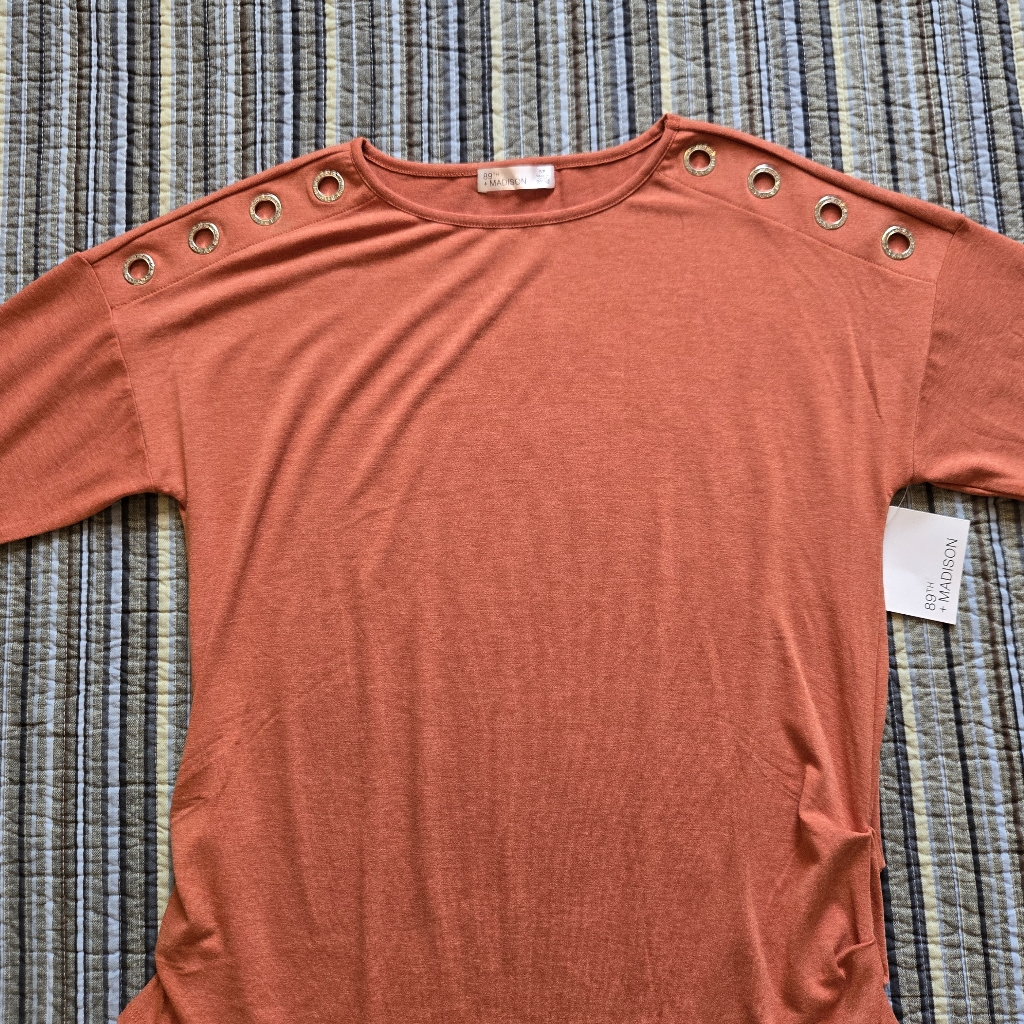 Nwt Rust Colored 3/4 Sleeves Grommet Detail Top — image 7 of 8